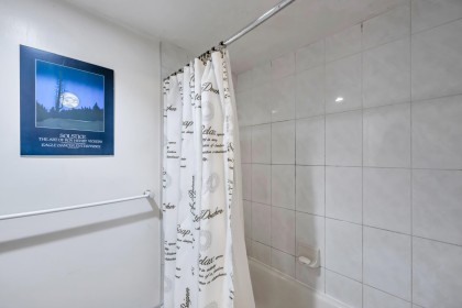 Photo 4 at 202 - 525 Wheelhouse Square, False Creek, Vancouver West