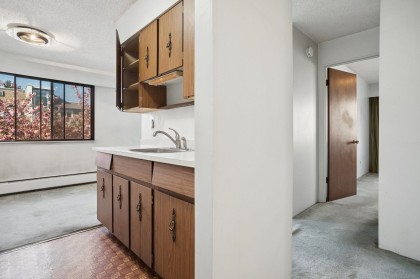 Photo 6 at 213 - 1950 W 8th Avenue, Kitsilano, Vancouver West