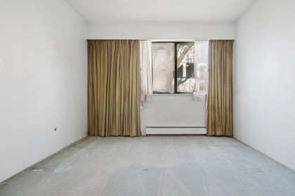 Photo 17 at 213 - 1950 W 8th Avenue, Kitsilano, Vancouver West