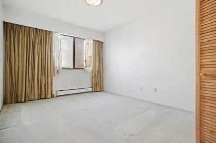 Photo 16 at 213 - 1950 W 8th Avenue, Kitsilano, Vancouver West