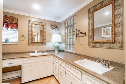 Photo 10 at 4346 Capilano Road, Canyon Heights NV, North Vancouver
