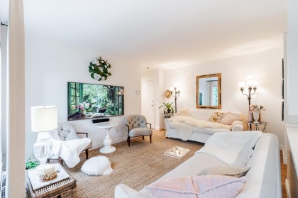 Photo 2 at 605 - 1510 W 1st Avenue, False Creek, Vancouver West