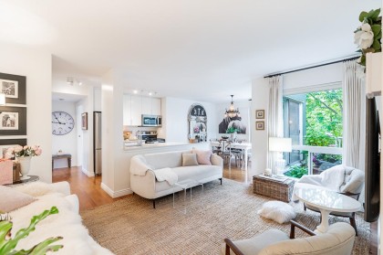 Photo 1 at 605 - 1510 W 1st Avenue, False Creek, Vancouver West