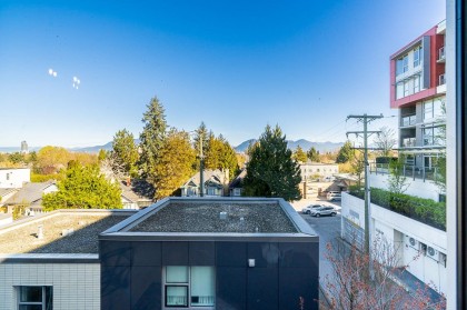 Photo 14 at 302 - 523 W King Edward Avenue, Cambie, Vancouver West
