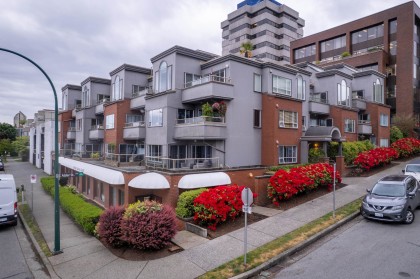 Photo 4 at 101 - 2412 Alder Street, Fairview VW, Vancouver West