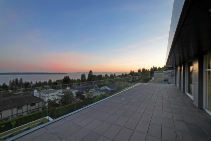 Photo 1 at 2370 Palmerston Avenue, Dundarave, West Vancouver