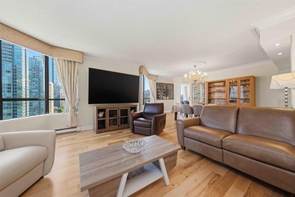 Photo 4 at 1602 - 738 Broughton Street, West End VW, Vancouver West