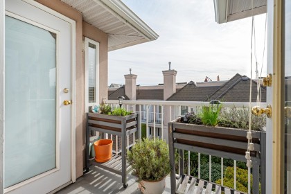 Photo 23 at 104 - 225 E 6th Street, Lower Lonsdale, North Vancouver