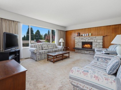 Photo 2 at 1218 Chamberlain Drive, Lynn Valley, North Vancouver