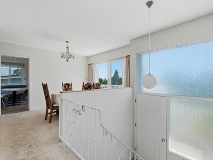 Photo 6 at 1218 Chamberlain Drive, Lynn Valley, North Vancouver