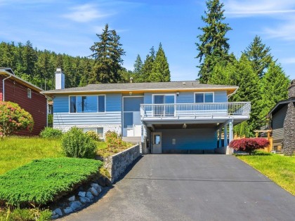 Photo 1 at 1218 Chamberlain Drive, Lynn Valley, North Vancouver