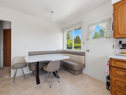 Photo 11 at 1218 Chamberlain Drive, Lynn Valley, North Vancouver