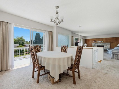 Photo 8 at 1218 Chamberlain Drive, Lynn Valley, North Vancouver