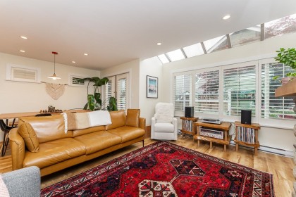 Photo 5 at 5 - 219 E 8th Street, Central Lonsdale, North Vancouver