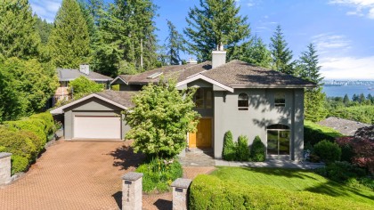Photo 1 at 4406 Woodpark Road, Cypress Park Estates, West Vancouver