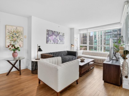 Photo 3 at 801 - 1189 Melville Street, Coal Harbour, Vancouver West