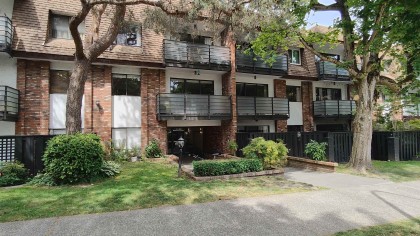 Photo 1 at 202 - 1933 W 5th Avenue, Kitsilano, Vancouver West