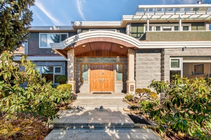 Photo 3 at 1369 W 55th Avenue, South Granville, Vancouver West