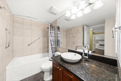 Photo 15 at 104 - 2815 Yew Street, Kitsilano, Vancouver West