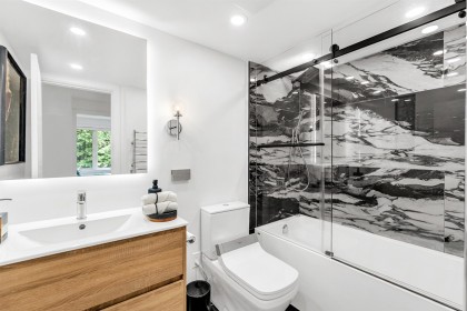 Photo 17 at L1 - 555 13th Street, Ambleside, West Vancouver