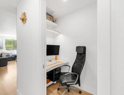 Photo 16 at L1 - 555 13th Street, Ambleside, West Vancouver