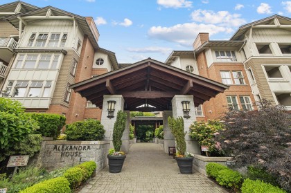 Photo 1 at 1207 - 4655 Valley Drive, Quilchena, Vancouver West