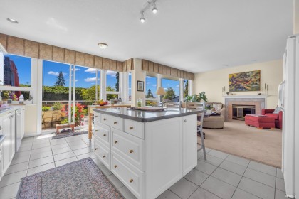 Photo 11 at 2322 Lawson Avenue, Dundarave, West Vancouver