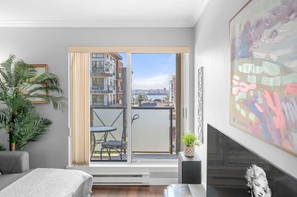 Photo 3 at 302 - 140 E 4th Street, Lower Lonsdale, North Vancouver