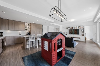 Photo 12 at 306 - 707 E 3rd Street, Queensbury, North Vancouver