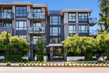 Photo 1 at 306 - 707 E 3rd Street, Queensbury, North Vancouver