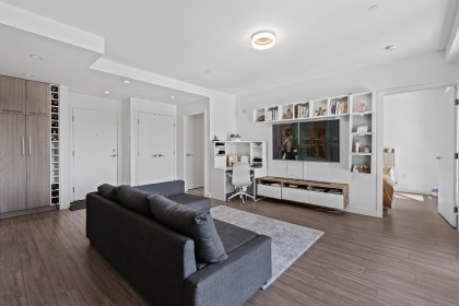 Photo 4 at 306 - 707 E 3rd Street, Queensbury, North Vancouver