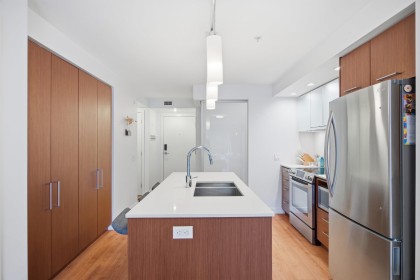 Photo 5 at 209 - 221 E 3rd Street, Lower Lonsdale, North Vancouver