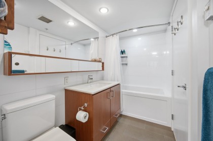 Photo 19 at 209 - 221 E 3rd Street, Lower Lonsdale, North Vancouver