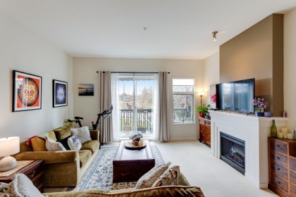 Photo 5 at 774 Orwell Street, Lynnmour, North Vancouver