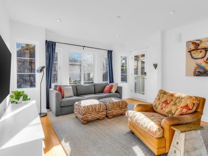 Photo 12 at 420 W 17th Avenue, Cambie, Vancouver West