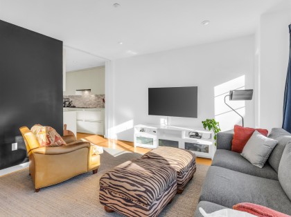 Photo 11 at 420 W 17th Avenue, Cambie, Vancouver West