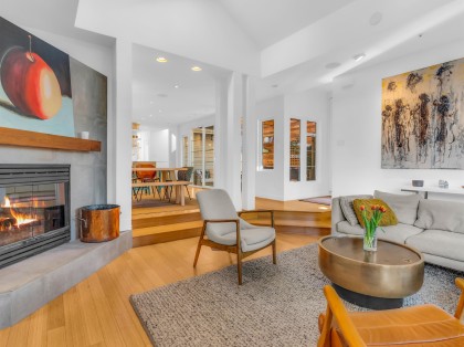 Photo 4 at 420 W 17th Avenue, Cambie, Vancouver West
