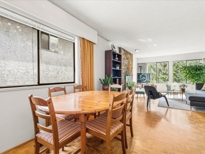 Photo 7 at 7611 Oak Street, South Granville, Vancouver West
