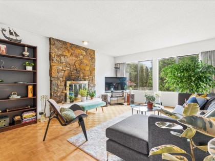 Photo 3 at 7611 Oak Street, South Granville, Vancouver West