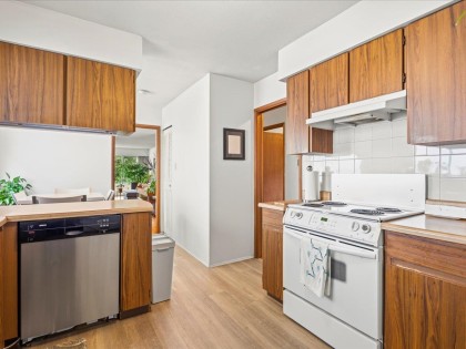 Photo 11 at 7611 Oak Street, South Granville, Vancouver West