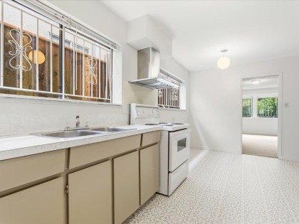 Photo 29 at 7611 Oak Street, South Granville, Vancouver West