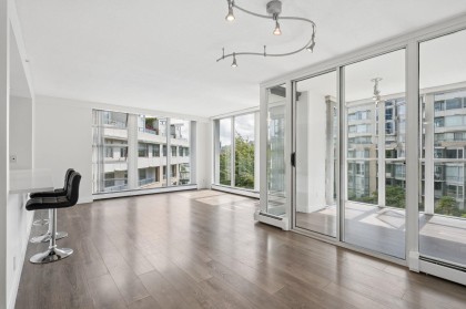 Photo 14 at 501 - 1228 Marinaside Crescent, Yaletown, Vancouver West