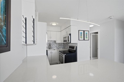Photo 7 at 802 - 1251 Cardero Street, West End VW, Vancouver West