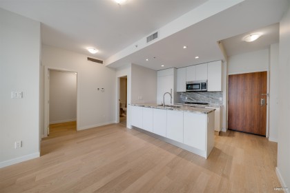 Photo 13 at 704 - 2565 Maple Street, Kitsilano, Vancouver West
