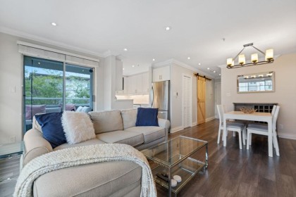 Photo 7 at 203 - 2287 W 3rd Avenue, Kitsilano, Vancouver West