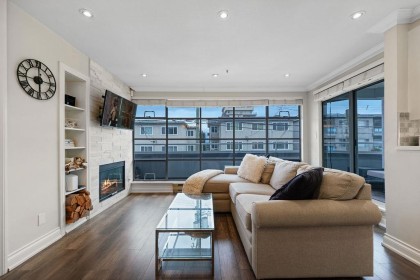 Photo 1 at 203 - 2287 W 3rd Avenue, Kitsilano, Vancouver West