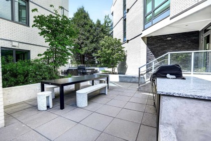 Photo 33 at 518 W 30th Avenue, Cambie, Vancouver West