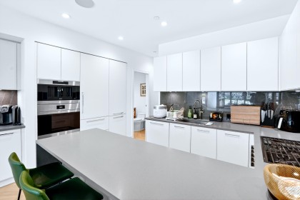 Photo 8 at 518 W 30th Avenue, Cambie, Vancouver West
