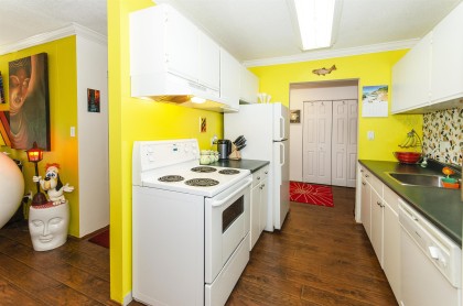 Photo 5 at 215 - 780 Premier Street, Lynnmour, North Vancouver