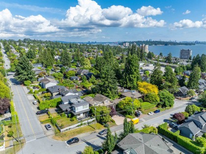 Photo 5 at 1450 25th Street, Dundarave, West Vancouver